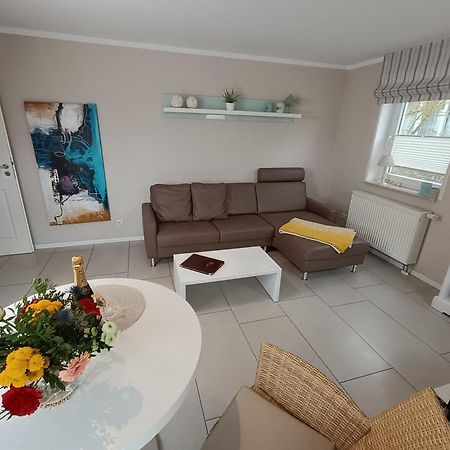Haus Nemo - Appartement 5, Gemuetliches Appartement Mit Strandkorb, Strandnah 50 M Ostseebad Heringsdorf Exterior foto