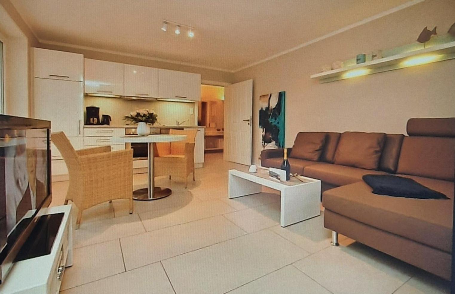 Haus Nemo - Appartement 5, Gemuetliches Appartement Mit Strandkorb, Strandnah 50 M Ostseebad Heringsdorf Exterior foto